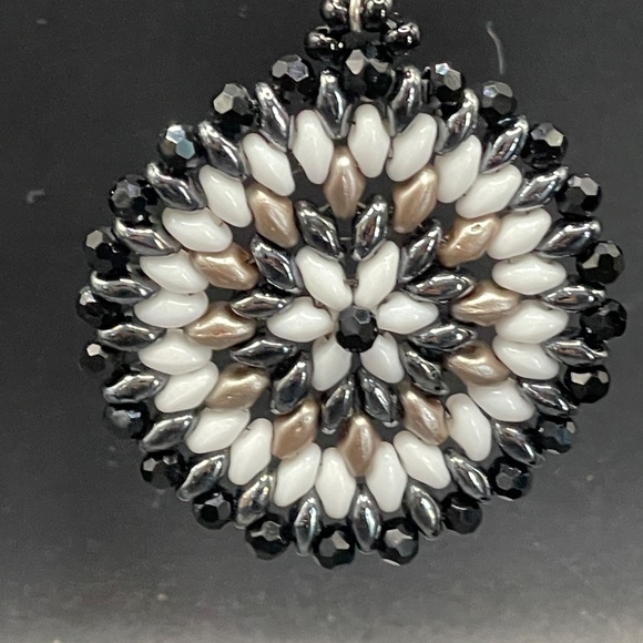 Czech Glass Bead Stitched Medallion Beaded Pierced Earrings - Picture 8 of 8